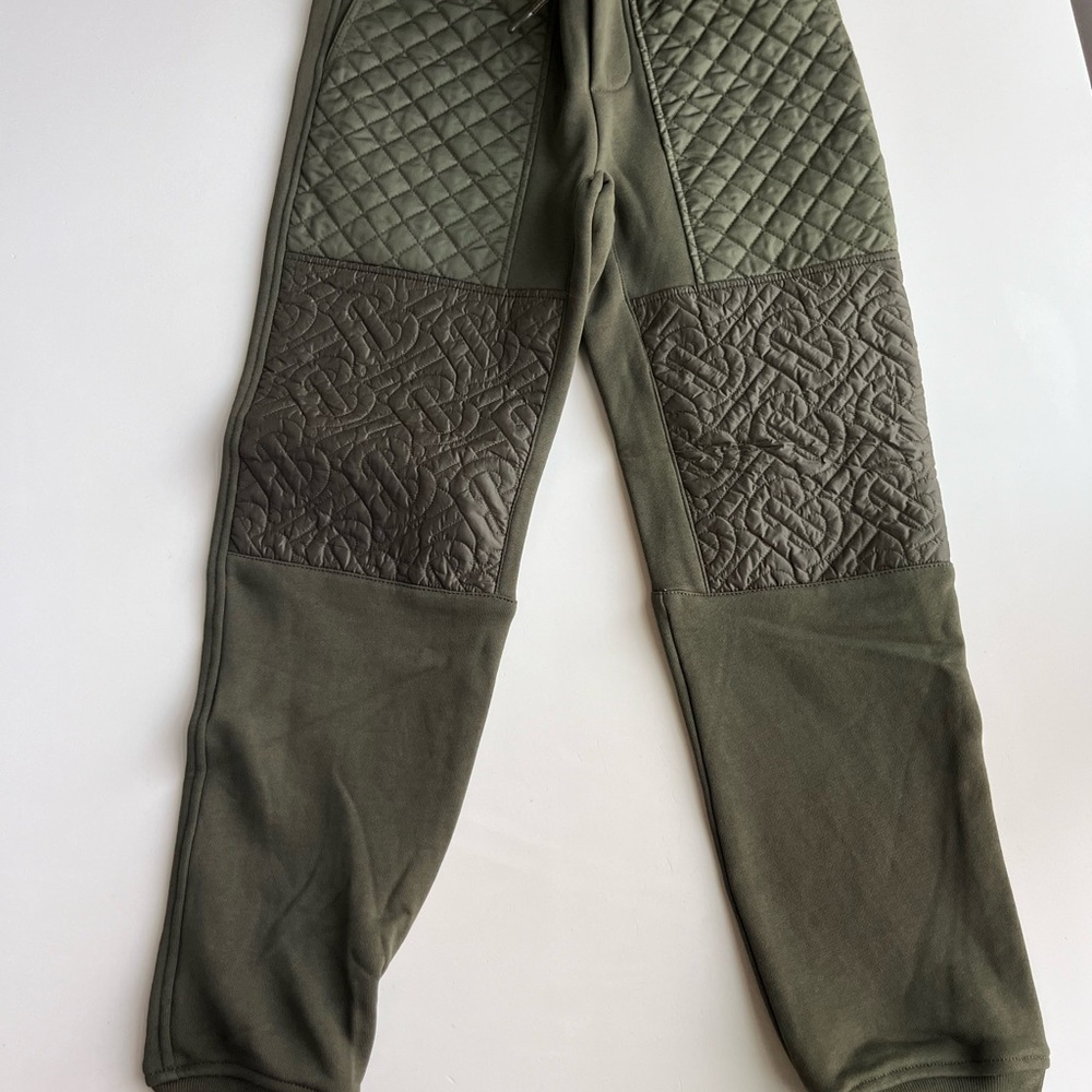 New Burberry child pants size 10.